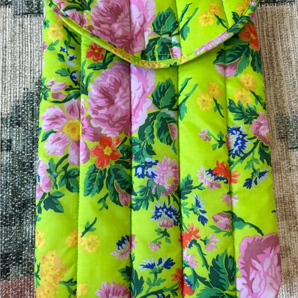 BAGGU Lime Rose Puffy Laptop Sleeve